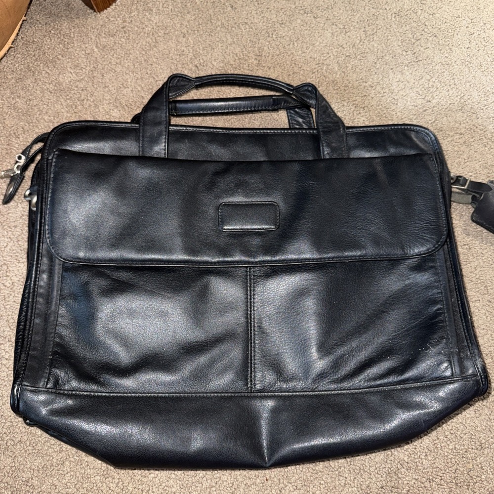 Travel Pro Platinum Leather briefcase, laptop messenger bag